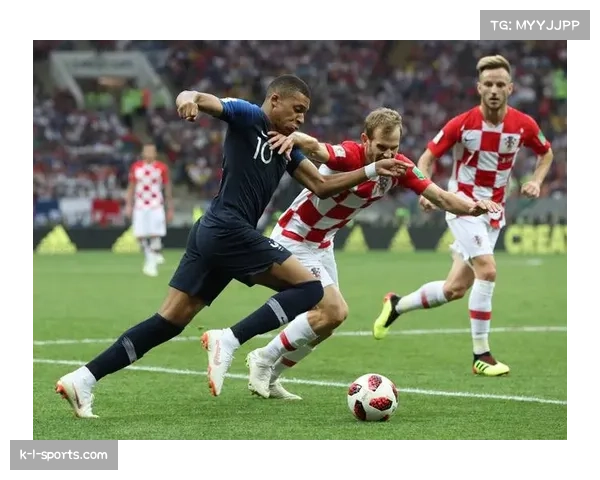 法国登贝莱奥利塞竞争激烈 德尚边路轮换应对多线作战