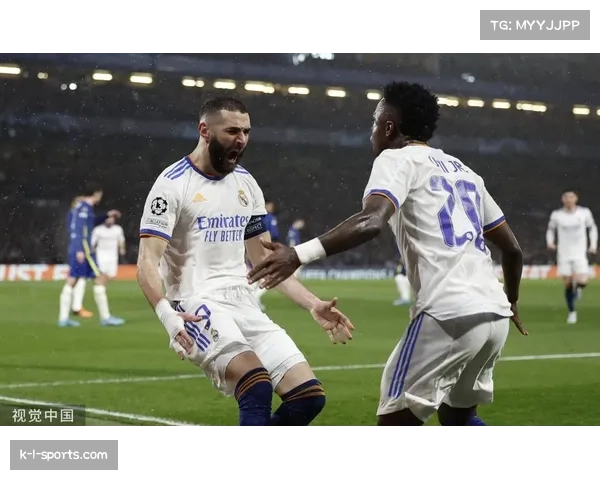 皇马锋线姆巴佩维尼修斯共存难题，高层引援决策受质疑